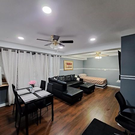 Granville Appartment Чикаго Екстериор снимка