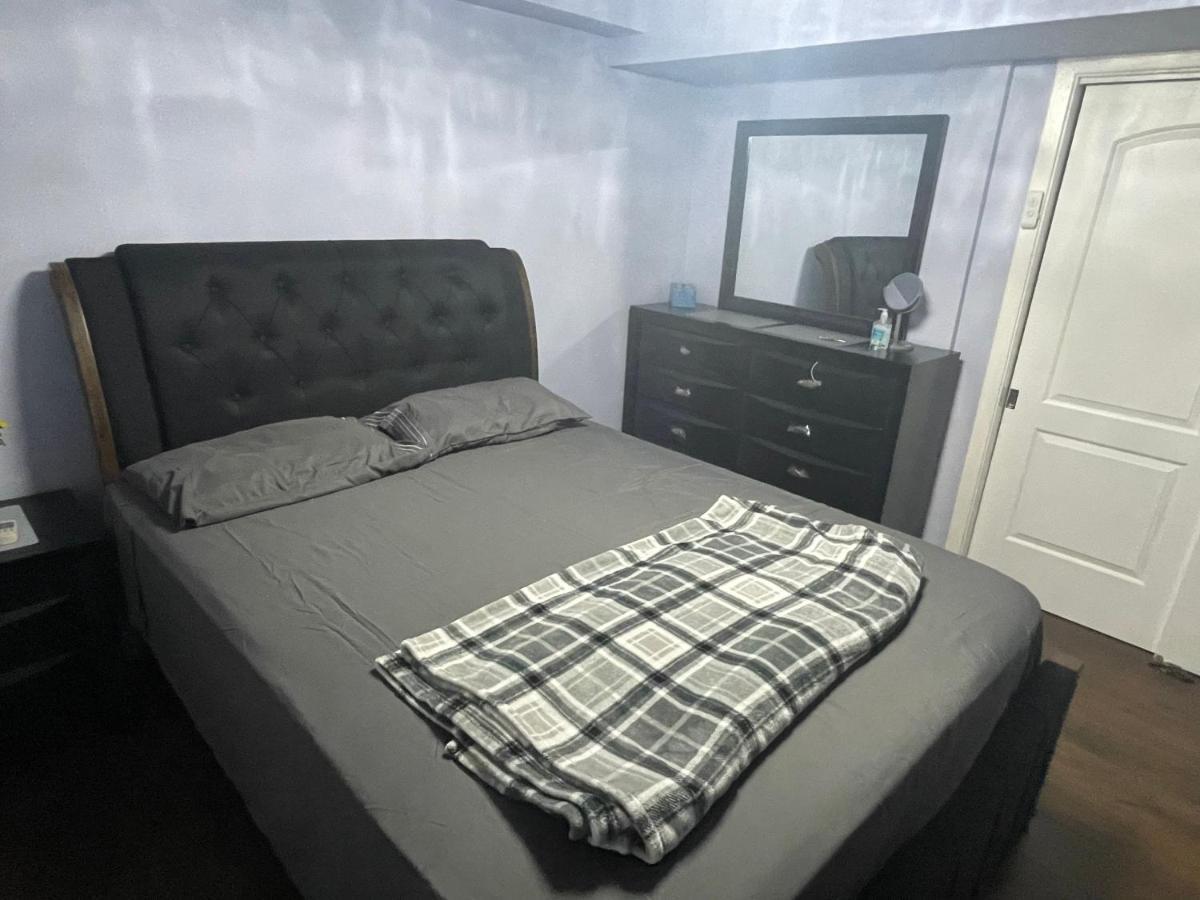 Granville Appartment Чикаго Екстериор снимка