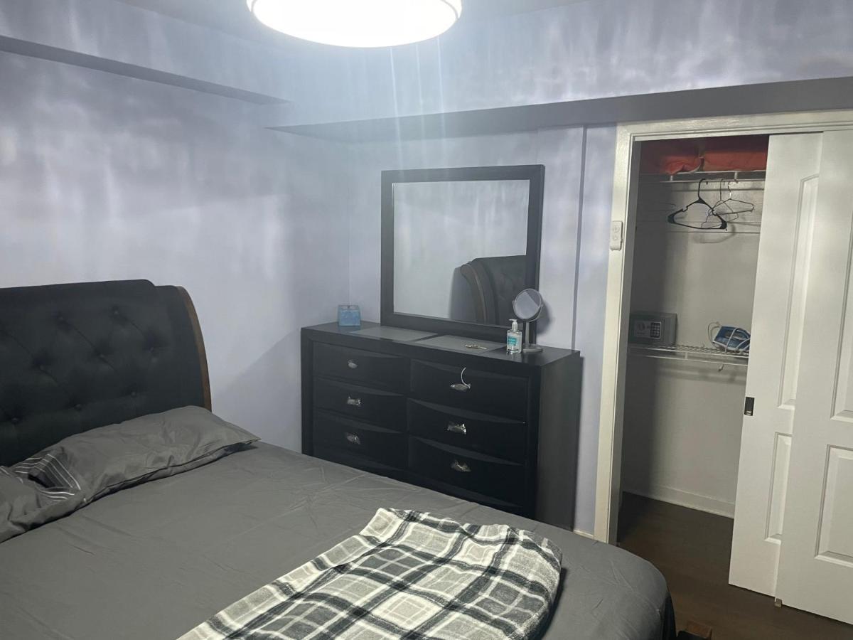 Granville Appartment Чикаго Екстериор снимка