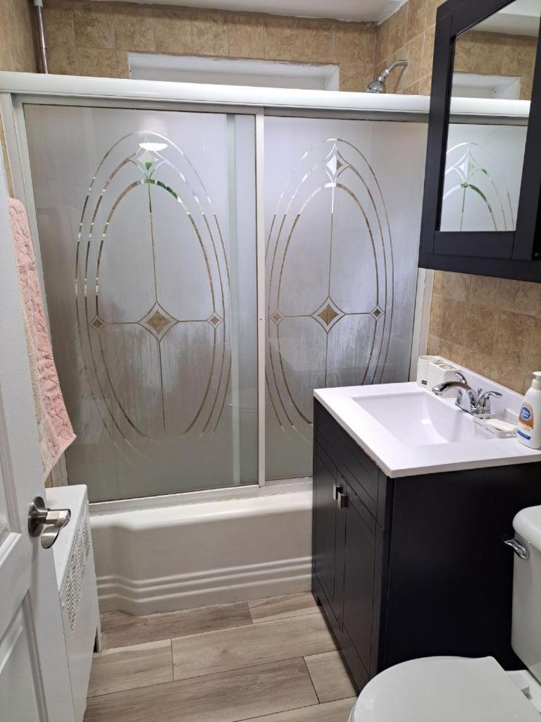 Granville Appartment Чикаго Екстериор снимка